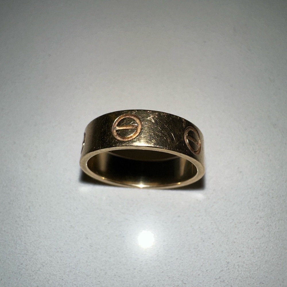 Cartier Classic Love Ring in yellow gold 53